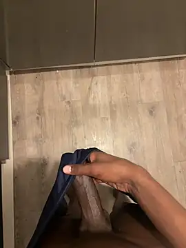 Trhge253 online show from March 25, 2026, 11:58 pm