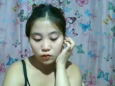 Snapshot of SexyAsianPussy4u chatting on July 14, 2026, 11:33 pm SexyAsianPussy4u online show from July 14, 2026, 11:33 pm