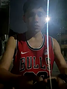 Snapshot of elfernh chatting on October 29, 2025, 3:49 am elfernh online show from October 29, 2025, 3:49 am