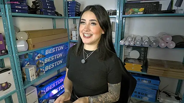 justonecute online show from May 14, 2026, 11:13 pm