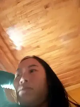 CoMay003 online show from December 2, 2025, 4:14 am