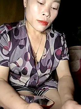 CoMay003 online show from March 26, 2026, 2:04 pm