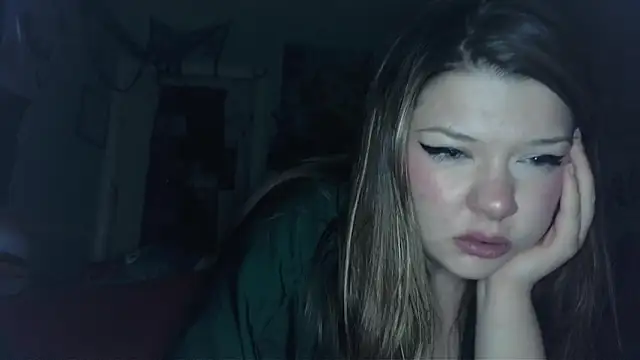 Snapshot of bimbo_gurl chatting on October 28, 2025, 2:34 am bimbo gurl online show from October 28, 2025, 2:34 am