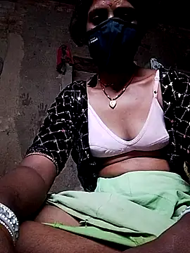 MISS-KAYA online show from October 4, 2025, 4:52 pm