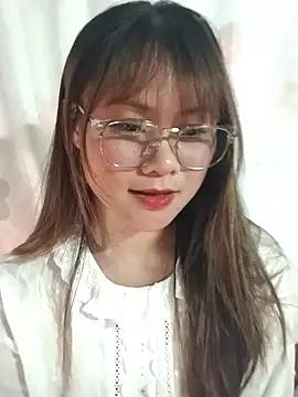 Snapshot of Sisi_dy01 chatting on July 4, 2026, 1:48 pm Sisi dy01 online show from July 4, 2026, 1:48 pm