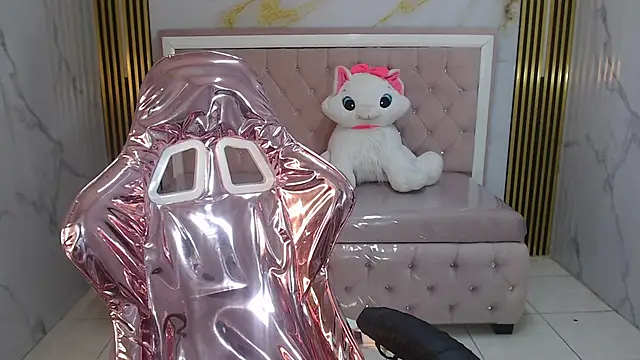 Snapshot of alehp_rose_s chatting on September 18, 2025, 1:36 pm alehp rose s online show from September 18, 2025, 1:36 pm