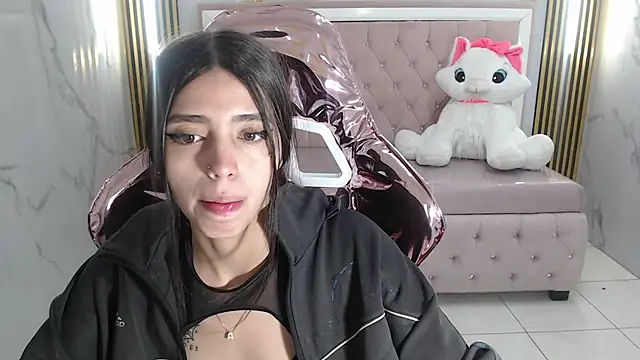 Snapshot of alehp_rose_s chatting on February 7, 2026, 1:19 pm alehp rose s online show from February 7, 2026, 1:19 pm