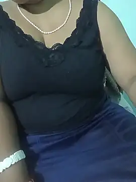 Snapshot of Anjali-bhabhi chatting on June 21, 2026, 6:03 pm Anjali-bhabhi online show from June 21, 2026, 6:03 pm