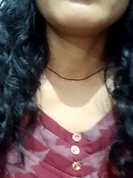 Snapshot of spicysuhana chatting on October 4, 2025, 12:34 am spicysuhana online show from October 4, 2025, 12:34 am