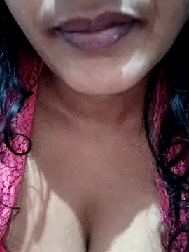 Snapshot of spicysuhana chatting on November 7, 2025, 11:08 pm spicysuhana online show from November 7, 2025, 11:08 pm