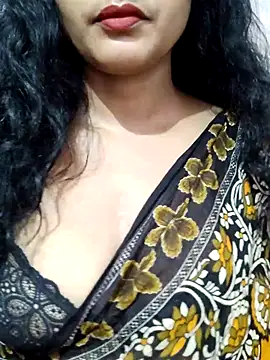 Snapshot of spicysuhana chatting on September 11, 2025, 6:13 am spicysuhana online show from September 11, 2025, 6:13 am