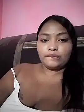 Snapshot of Cristal_hott1 chatting on February 7, 2026, 1:41 pm Cristal hott1 online show from February 7, 2026, 1:41 pm