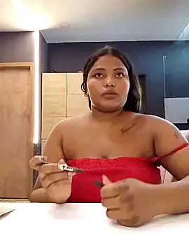 Snapshot of Cristal_hott1 chatting on February 25, 2026, 7:14 pm Cristal hott1 online show from February 25, 2026, 7:14 pm