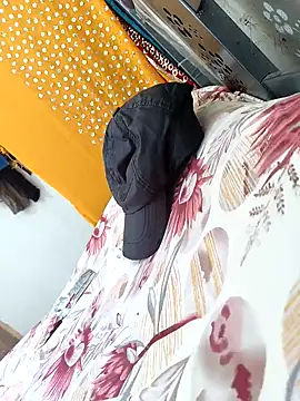 Bio-teacher online show from November 15, 2025, 2:37 am