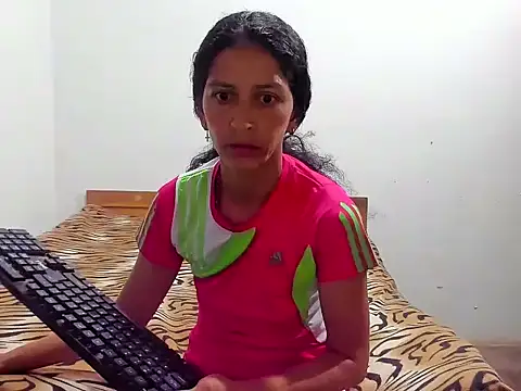 Snapshot of patrickMilena chatting on October 31, 2025, 10:23 am patrickMilena online show from October 31, 2025, 10:23 am