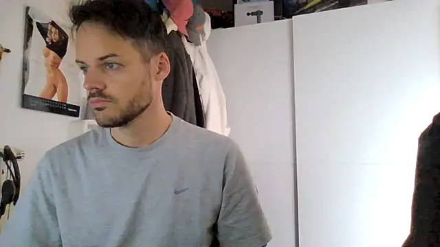 Snapshot of bigcockjohnxxxxx chatting on September 9, 2025, 7:18 am bigcockjohnxxxxx online show from September 9, 2025, 7:18 am