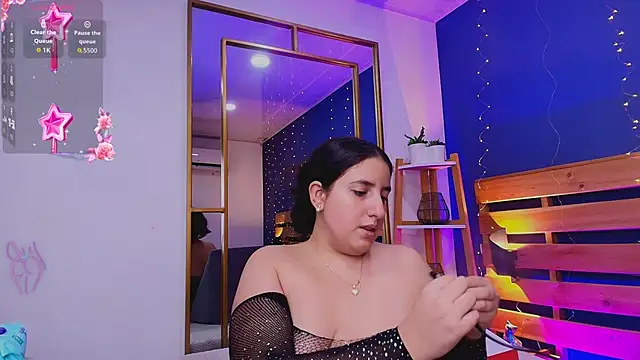 ambar lover online show from October 7, 2025, 8:21 pm