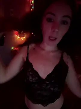 Snapshot of goddessmissmia chatting on January 13, 2026, 5:11 am goddessmissmia online show from January 13, 2026, 5:11 am