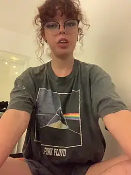 Kyokko-doll online show from September 20, 2025, 10:37 pm