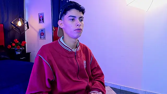 Snapshot of Room_69x chatting on September 8, 2025, 4:50 pm Room 69x online show from September 8, 2025, 4:50 pm