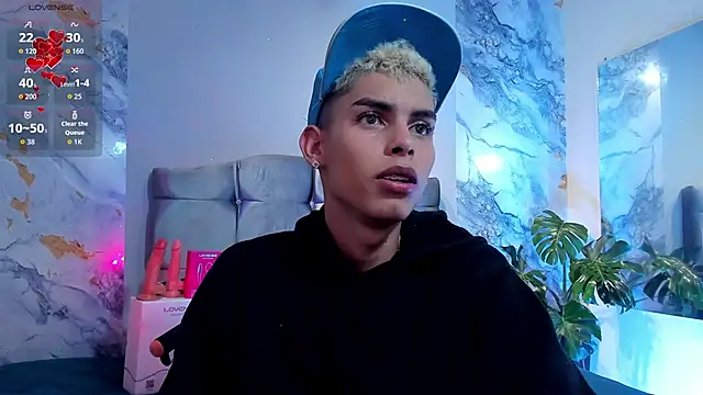 Snapshot of Room_69x chatting on February 21, 2026, 3:19 am Room 69x online show from February 21, 2026, 3:19 am