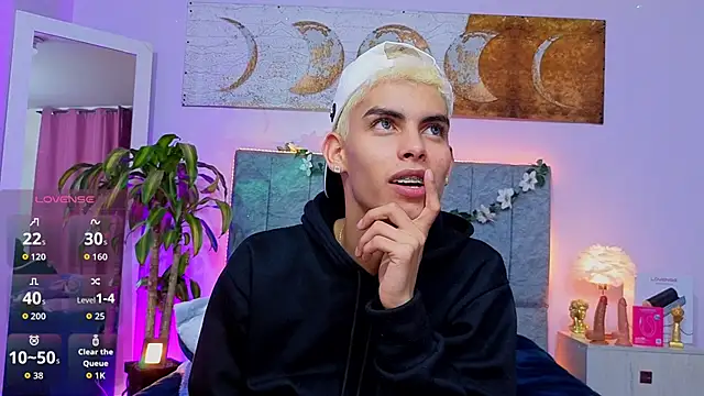 Snapshot of Room_69x chatting on February 3, 2026, 7:35 am Room 69x online show from February 3, 2026, 7:35 am