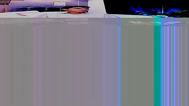 Snapshot of Room_69x chatting on November 4, 2025, 3:21 am Room 69x online show from November 4, 2025, 3:21 am