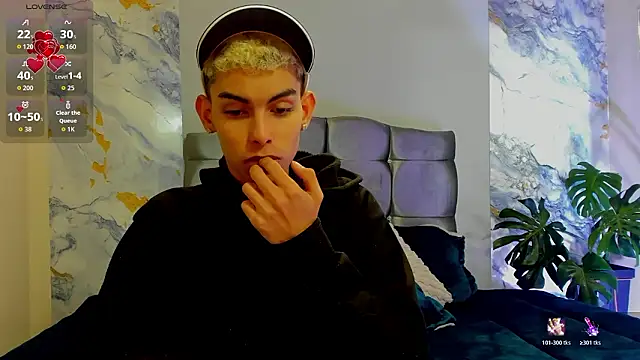 Snapshot of Room_69x chatting on February 24, 2026, 3:29 am Room 69x online show from February 24, 2026, 3:29 am