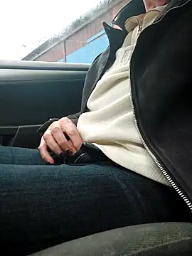 Snapshot of lynxman chatting on November 5, 2025, 12:41 pm lynxman online show from November 5, 2025, 12:41 pm