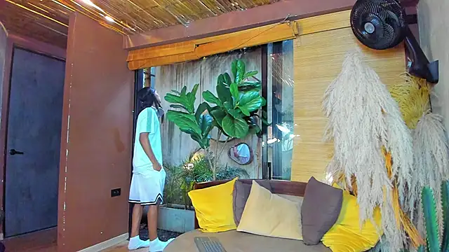 AlanCutee online show from December 4, 2025, 12:59 pm