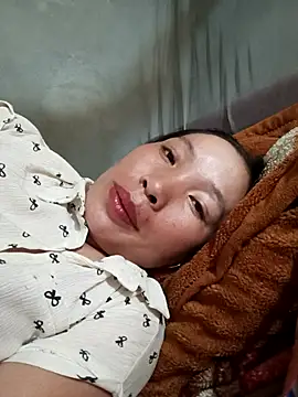 Snapshot of Tamy_20 chatting on October 13, 2025, 5:42 am Tamy 20 online show from October 13, 2025, 5:42 am