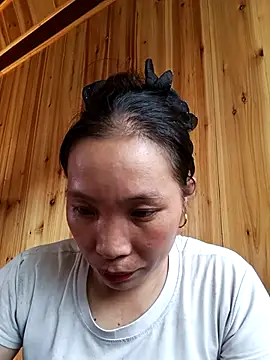 Snapshot of Tamy_20 chatting on October 10, 2025, 8:37 am Tamy 20 online show from October 10, 2025, 8:37 am