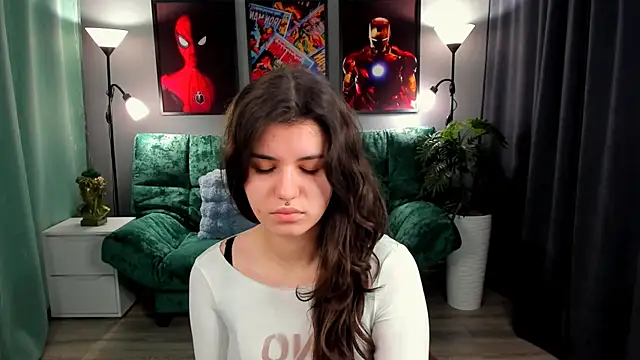 AnoraDark online show from April 5, 2026, 2:35 pm