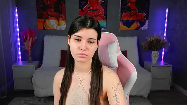 AnoraDark online show from April 14, 2026, 2:33 pm