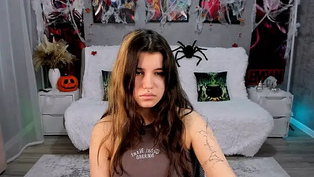 AnoraDark online show from November 6, 2025, 12:31 pm