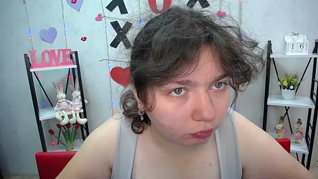 Snapshot of NeonilaLisova chatting on October 17, 2025, 5:33 am NeonilaLisova online show from October 17, 2025, 5:33 am