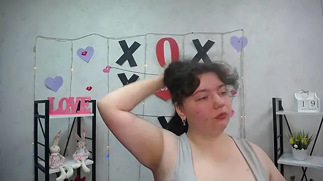 Snapshot of NeonilaLisova chatting on September 20, 2025, 5:12 am NeonilaLisova online show from September 20, 2025, 5:12 am