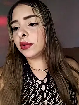 Nahomy cm online show from April 11, 2026, 3:14 am