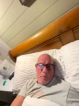 philefc online show from October 27, 2025, 9:05 pm