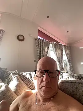 philefc online show from February 16, 2026, 10:25 am