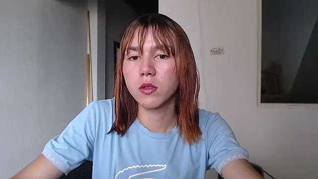 Dolly Peach  online show from September 9, 2025, 5:44 pm