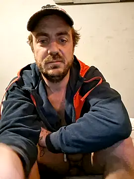 3615-ULLA online show from November 8, 2025, 5:44 am