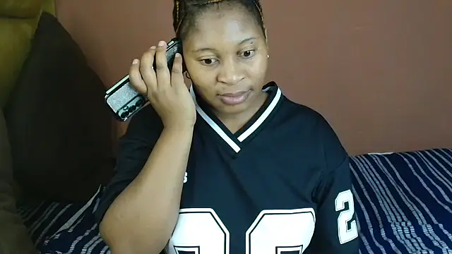 Snapshot of SexxyAddiict chatting on November 2, 2025, 5:18 pm SexxyAddiict online show from November 2, 2025, 5:18 pm