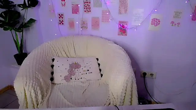 BagiraBella online show from November 1, 2025, 9:25 am