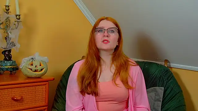 Snapshot of AliceAllisons chatting on October 31, 2025, 8:16 pm AliceAllisons online show from October 31, 2025, 8:16 pm