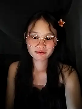 Snapshot of saronla_03 chatting on September 20, 2025, 2:55 pm saronla 03 online show from September 20, 2025, 2:55 pm