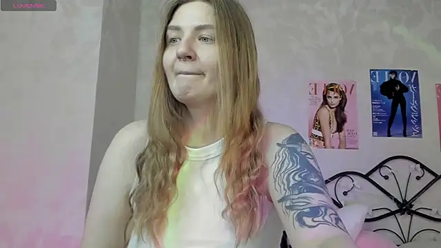 Snapshot of Ruby_Al1en chatting on February 11, 2026, 1:16 am Ruby Al1en online show from February 11, 2026, 1:16 am