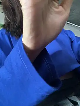   BabyShowPublic   online show from November 3, 2025, 8:07 am