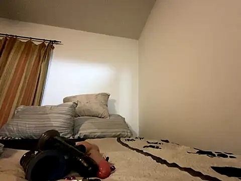 Snapshot of KANDIS864 chatting on October 30, 2025, 2:21 am KANDIS864 online show from October 30, 2025, 2:21 am