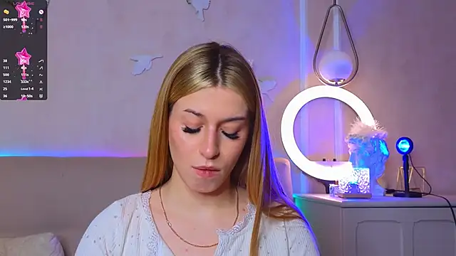 BonnieWalton online show from November 20, 2025, 9:21 am